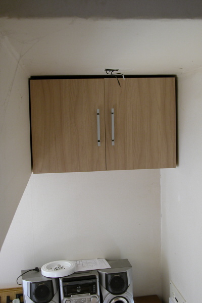 죽어있는 공간을 활용한 수납장 만들기