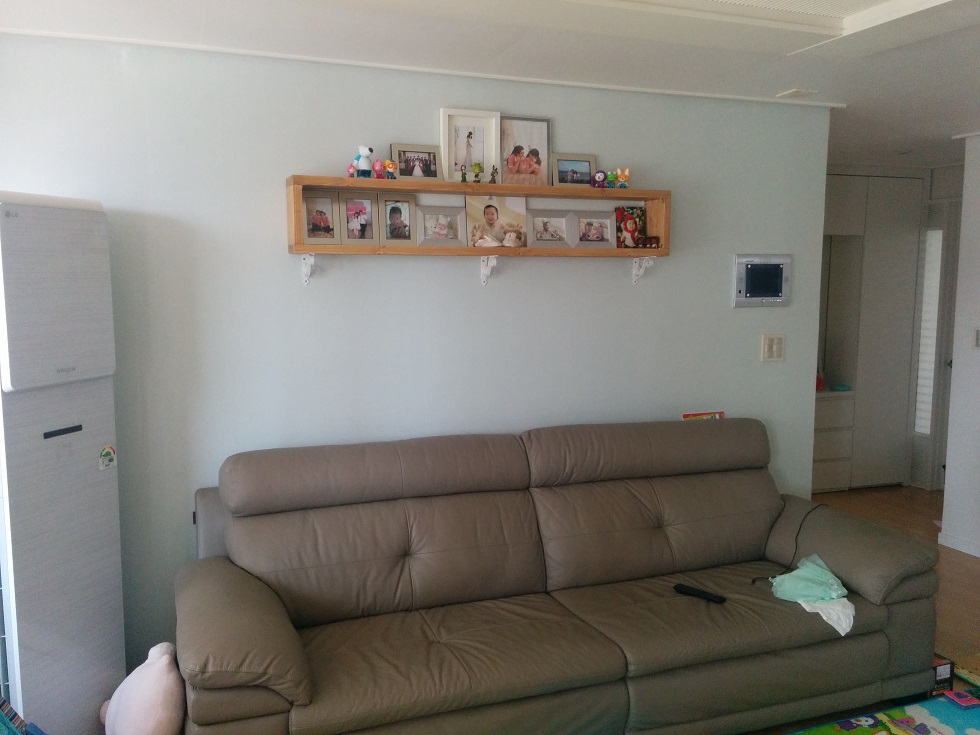 선반 및 패널 벽