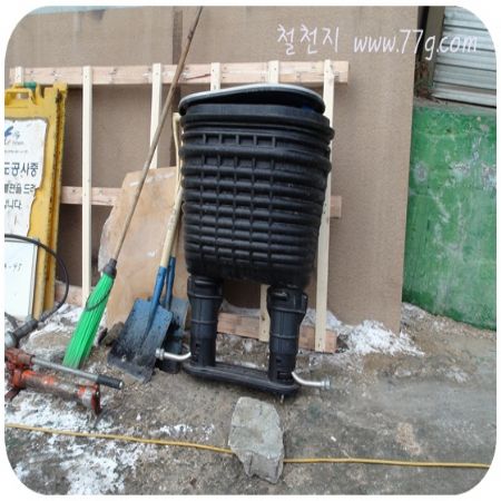 아이폰전용나무케이스 만들었어요. 대패갔다는 말에 울컥 했습니다 ^^