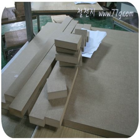 좀못생겨도 찍어낸 붕어빵같은 홈페이지는 되지 않으려고요.