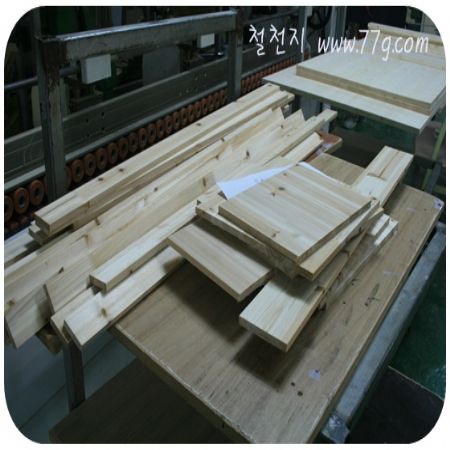 안녕하세요!! 철천지의 젊은피 유경민 사원입니다^^ㅋ