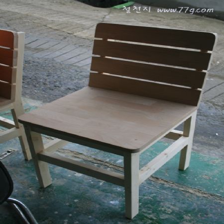 글쓰기에 취약한 제가 지난 3주동안은 블로그 작성을 마치는 시간이 바로 저희 회사 퇴근 시간이 되였습니다