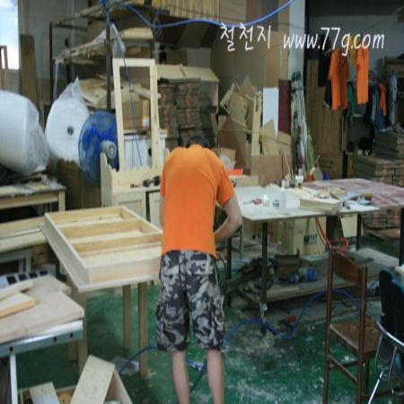 처음에는 목재 들어올때마다 죽는줄알았는데..ㅠㅠ 이제는