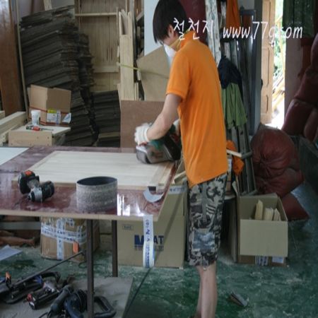 침대하나만드는데 10분도 안걸렸네요~~내손으로 직접만들어보니