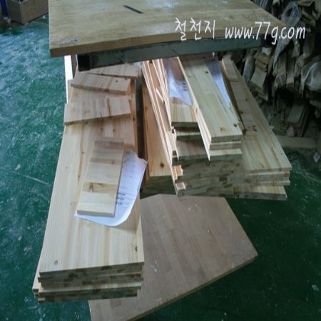 붙박이장도 준비가 되어 있네요 거리가 멀면 이렇게 조립하실 수 있게 보내드립니다.