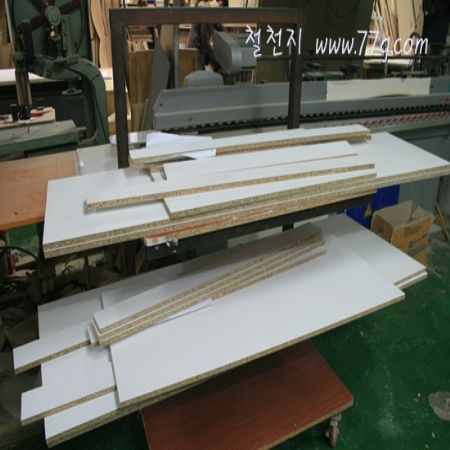 작업속도를 빨리 할수 있는 방법을 찾아야 하는데요.