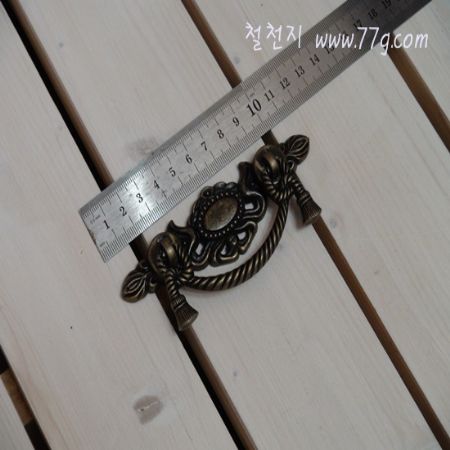 주말에 한꺼번에 들어온 주문을 정리하다 보니,하루가 금방 지나갔습니다.