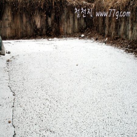 오늘 시즈닝 제품으로 만든 미닫이 덧문 입니다. 기존의 가구를 원목 미닫이문으로 개조 하시고 싶은분들