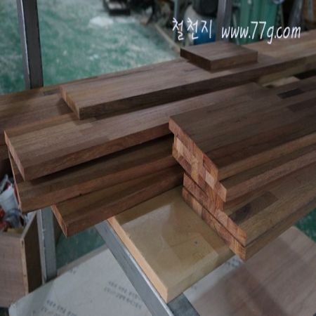 쉽게 구입이 가능하도록 싱크대 프로그램을 만들고 있습니다.