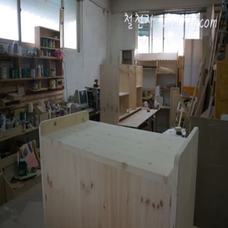 뜻을 같이한 사람이 모여 회사가 되고, 고객의 뜻을 이루도록 돕는게 경영 입니다.