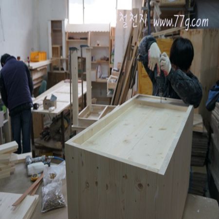 쇼바를 이용한 수납형 침대 서랍 장착