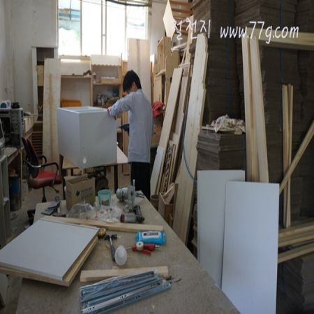 우리 삶도 잘 살펴보면 불필요한 것들이 있듯이 말입니다.