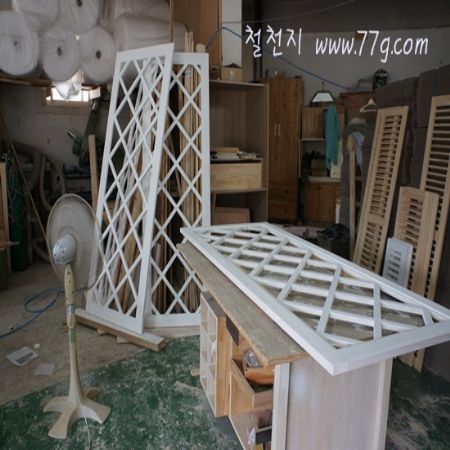 작은 회사가 살아 남는 방법은 협동 과 성실뿐 이니까요.