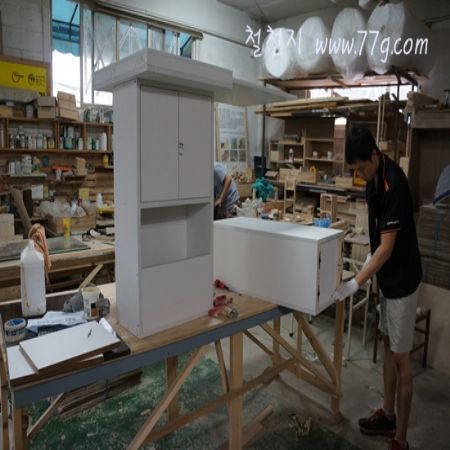 DIY를 많이 할수록 저렴해야 한다는 간단한 생각이 두달째 정리를 하는 큰일이 되버렸네요