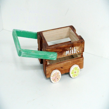 교육용 미니 수레 만들기1~2 시간 작업 망치질