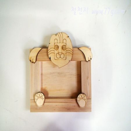 환경이 정리정돈이 잘되어있어야 일할 기운도 나고 사고 위험도 방지할 수 있습니다.