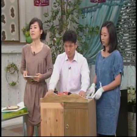 원목을 염색하는 방법 원하는 색상으로 분위기를 바꾸세요.