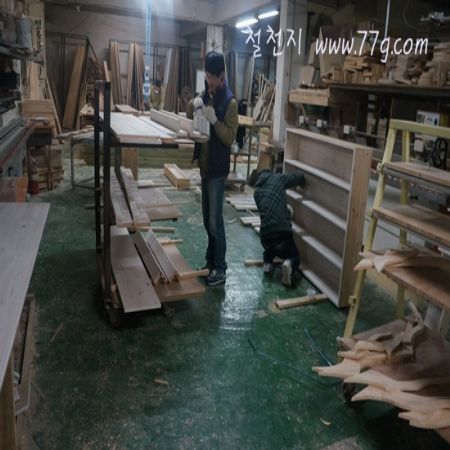 요번주까지는 대작들이 많아서요.전직원이 노력 중입니다.