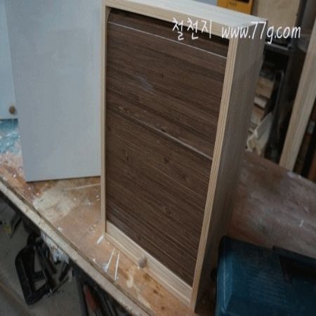 철천지 고객님들은 붙박이장도 싱크대도 알아서 착착 만들어 사용하십니다.