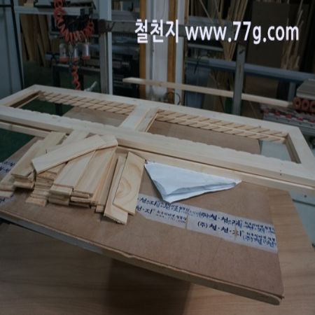 아름다운 구슬은 깊은 물속에 있어도 사람이 알고서 캐려든다