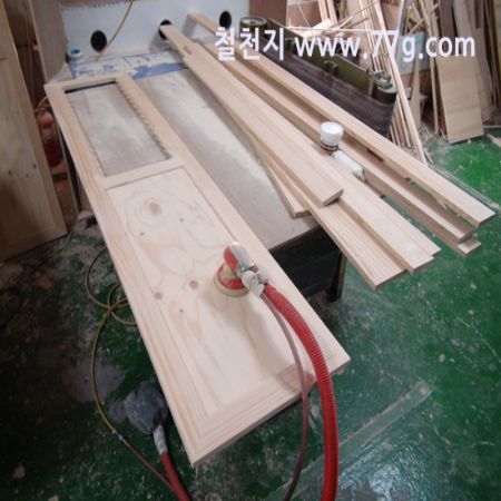 고객 여러분 휴일 잘 보내세요금요일 뵙겠습니다.