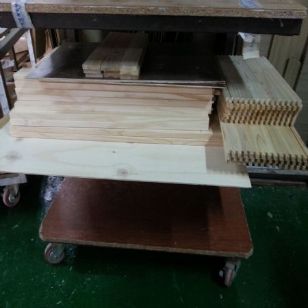 베이직 3단 원목 서랍장(소나무) (800*1074*500)(샌딩작업 포함)(1개)