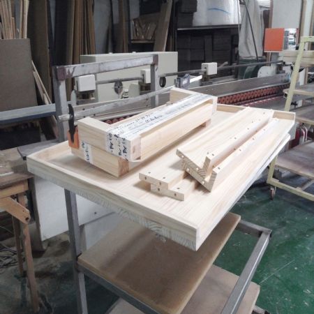 천연 원목 건강 일반 책상 서랍없음(사각다리_미송 집성원목)(소나무) (1200*350*800)(샌딩작업)(1개)