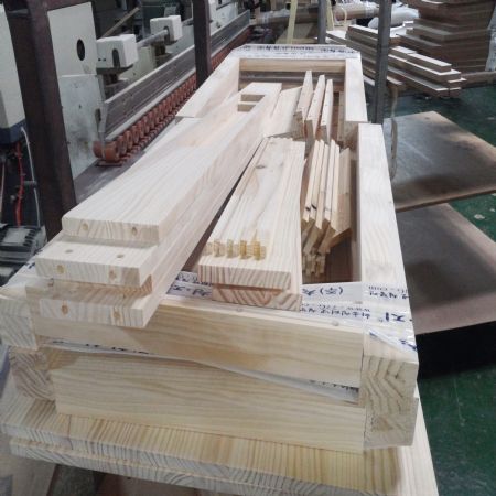 천연 원목 건강 서랍 책상(사각다리_미송 집성원목)(소나무) (1600*800*600)(샌딩작업)(1개)