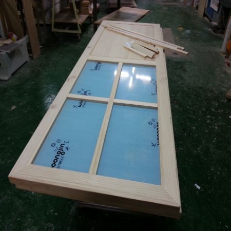 크로스 스윙도어 양쪽 여닫이 원목 중문(5mm 렉산)(소나무) (1442*2400*100)(1개)