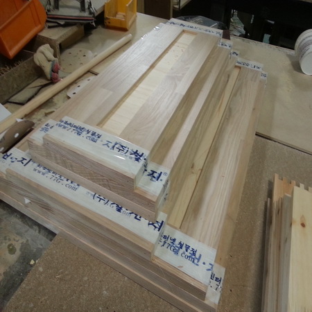 첨단은 가까운 곳에 있으며, 미래는 현재에 있습니다.