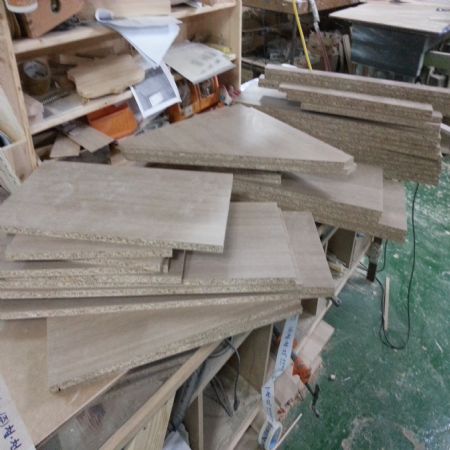 싱크대 ( 상부장3268 mm * 800 mm * 310 mm 하부장3268 mm * 700 mm * 570 mm)(UV백색)(96 mm)(내부장 오크색)