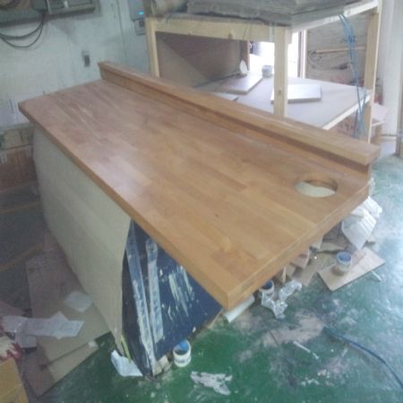 싱크대 ( 하부장2000 mm * 700 mm * 570 mm)(UV백색)(0 mm)(내부장 오크색)