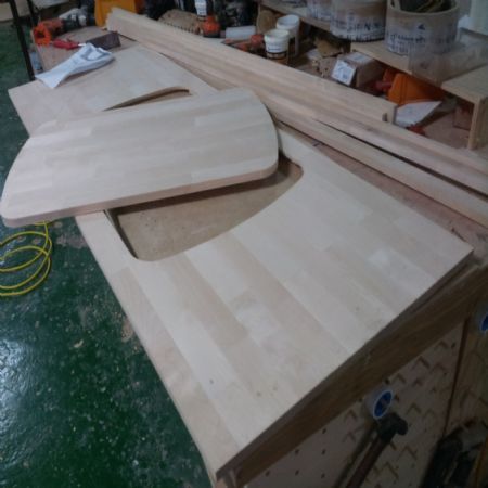 공대생 출신 냄새가 물씬 나는 철천지 홈페이지입니다.