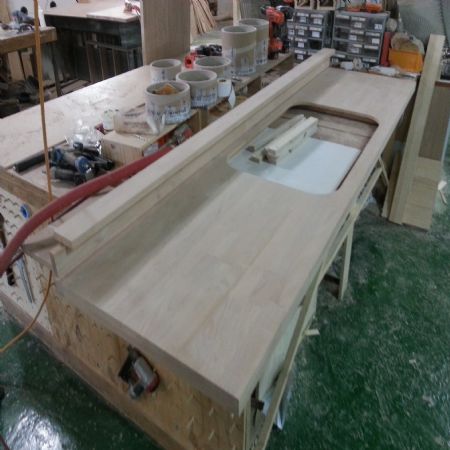 원목(특수목) 싱크대상판 36mm(뒷턱포함,싱크볼 별매)(오리나무) (2250*36*600)(1개)