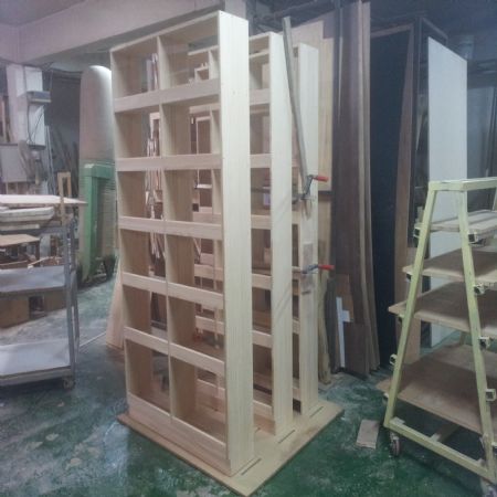 뒷판없는 책장.(샌딩작업)(1개)