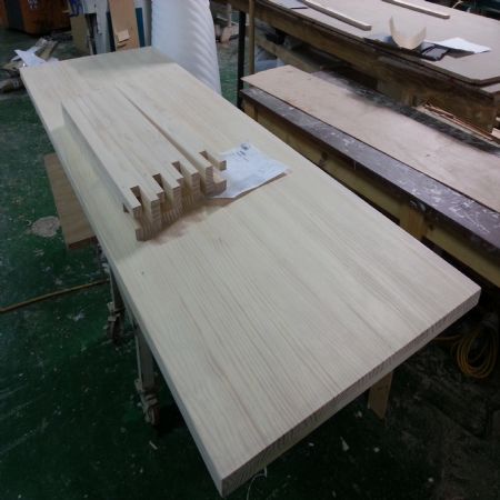 베이직 6인용 원목 식탁(소나무) (2000*750*700)(샌딩작업)(1개)