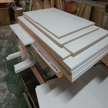 싱크대 ( 하부장4568 mm * 700 mm * 570 mm)(스프러스문짝)(0 mm)(내부장 백색)