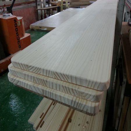 슬리터장(소나무) (1000*2000*300)(샌딩작업)(2개)