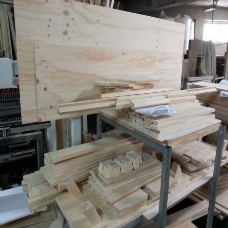 웨스턴 원목 거실 수납장 기본형 세트(간편조립)문,서랍 별매(소나무) (3360*2180*300)(1개)