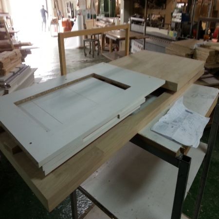 싱크대 ( 하부장2400 mm * 700 mm * 570 mm)(UV백색)(0 mm)(내부장 백색)