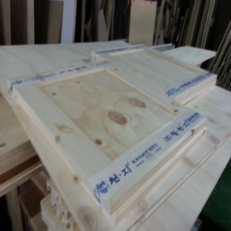 심플베이직 원목 책장(24mm)  (홍송) (900*2000*300)(샌딩작업)(2개)