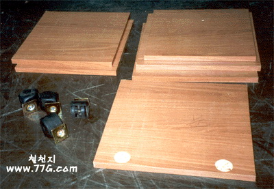 기본적인 가구 조립.. 이동식 공간박스 조립 순서 사진처럼 작업하세요..