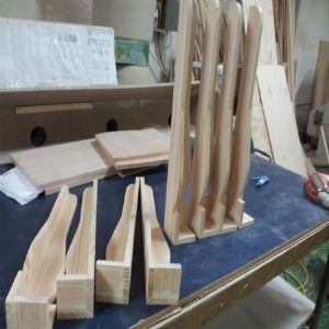 꽃피는 4월 봄의 유혹이 일을 방해 합니다