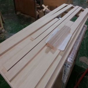 싱크대상판 원목(특수목) 36mm(뒷턱포함,싱크볼 별매)(자작합판) (1800*36*630)(샌딩 페인트)(스테인 바니쉬 네츄럴 오크)(반광)(1개)