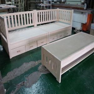 써먹을수 있는 기술을 배워가며 지금의 회사를 운영 하고 있습니다.