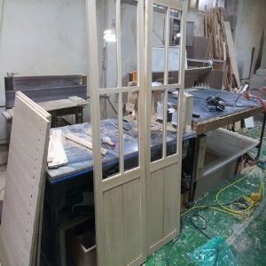 크로스 스윙도어 양쪽 여닫이 원목 중문(5mm 렉산)(소나무) (1200*2270*100)(1개)