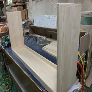 제니스 침대용 이동식 테이블(소나무) (1600*750*350)(1개)