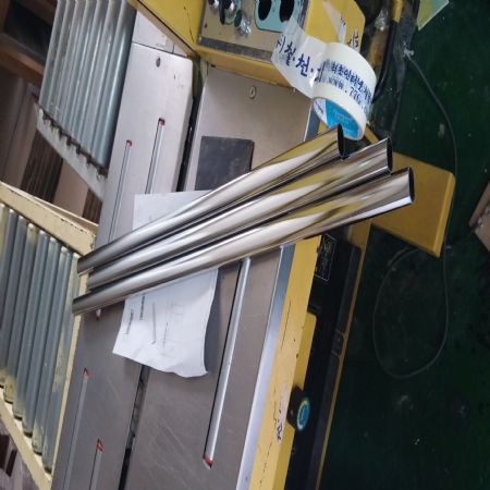 철천지에 입사하면 가장 먼저 하는 일이 포장 입니다.