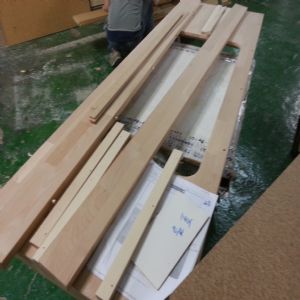 싱크대상판 원목(특수목) 36mm(뒷턱포함,싱크볼 별매)(1.볼규격 JS850)(오리나무) (1600*36*600)(1개)