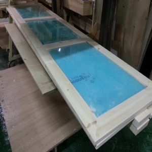 집성원목 18mm 투명(5mm) 문짝(1.베이직)(홍송) (500*2000*0)(2개)